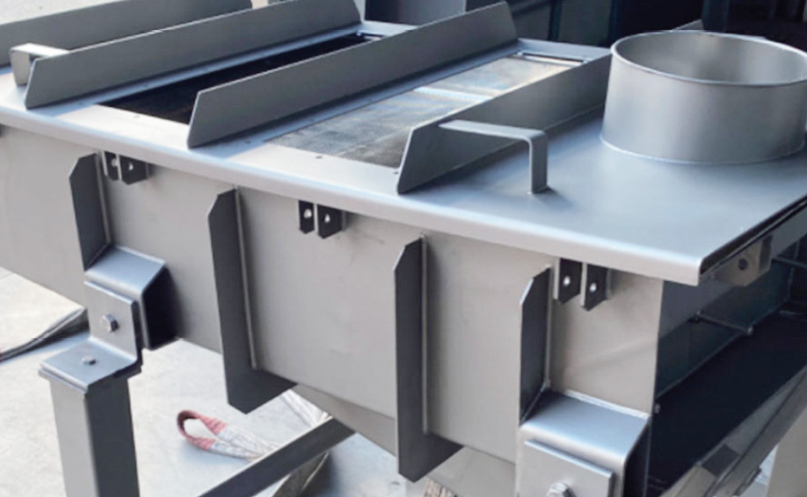 电磁振动给料机具有调节方便、无污染、噪音低等特点