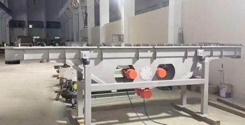 双向槽式给料机